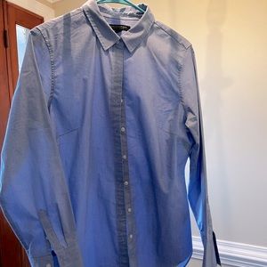 Banana Republic size 12 Crisp Blue Button up